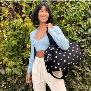 NWT Alice & Olivia Daisy Print Duffel Bag